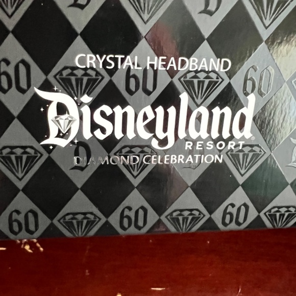 60th Anniversary Limited Edition Crystal Minnie Ears main image 5